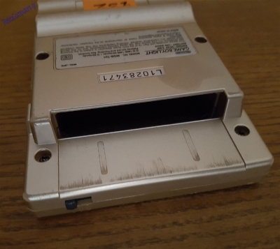 Nintendo Gameboy Light_12