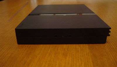 Sony Playstation 2 Slim_3