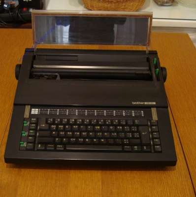 Typewriter Brother CE-60_14