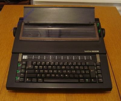 Typewriter Brother CE-60_15