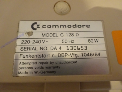 Commodore 128D_16