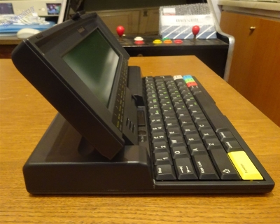 Amstrad NC 200_20