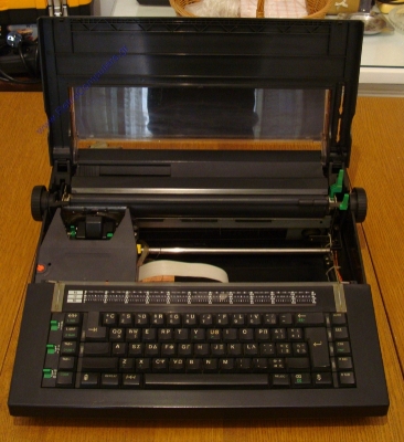 Typewriter Brother CE-60_13