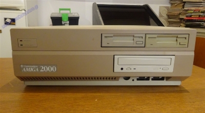 Commodore Amiga 2000_2