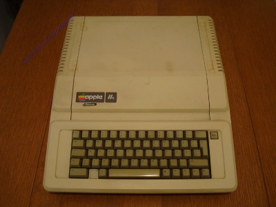 Apple 2 (Model IIe)_2