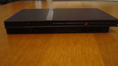 Sony Playstation 2 Slim_5