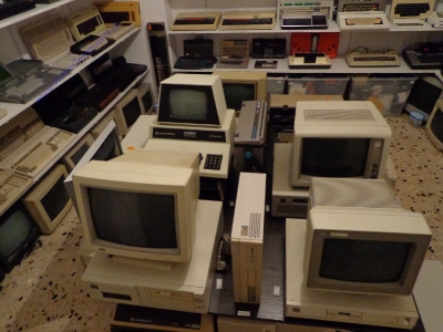 My Retro Computers & Consoles Room_13