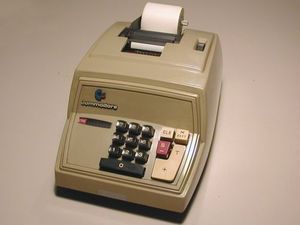 Commodore_adding_machine_calculator_b_5.jpg